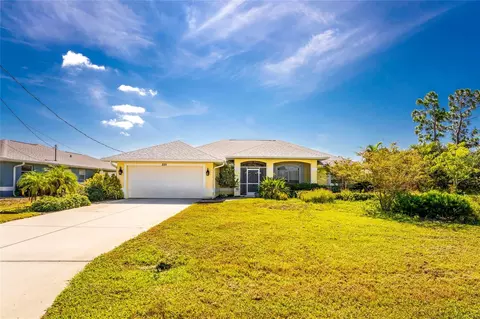 225 Fairway Rd, Rotonda West, FL 33947