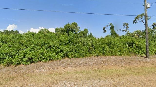 177 Antilla Dr, Rotonda West, FL 33947