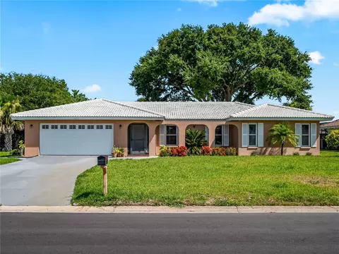 107 Corot Dr, Nokomis, FL 34275