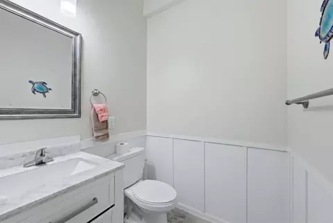 Bath - 97 Kettle Harbor Dr, Placida, FL 33946 photo 4 of 5