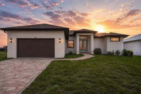 224 W Pine Valley Ln, Rotonda West, FL 33947