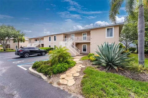 9500 Fiddlers Green Cir #101, Rotonda West, FL 33947