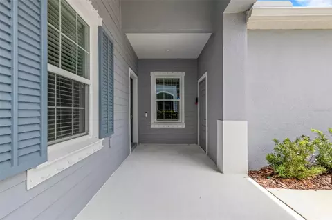 Exterior - 4657 Willow Bend Ave, Parrish, FL 34219 photo 4 of 11