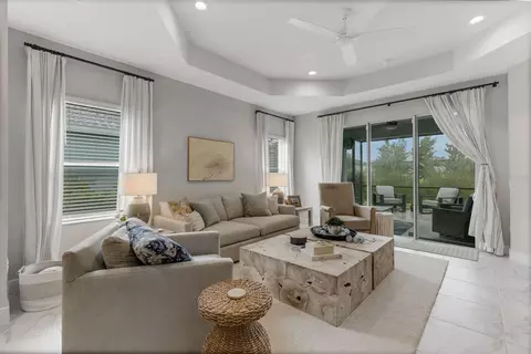 Living - 4657 Willow Bend Ave, Parrish, FL 34219 photo 1 of 3