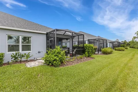 Exterior - 4657 Willow Bend Ave, Parrish, FL 34219 photo 6 of 11