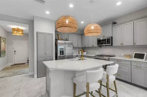 Kitchen - 4657 Willow Bend Ave, Parrish, FL 34219 photo 5 of 6
