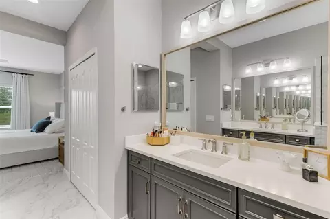 Bath - 4657 Willow Bend Ave, Parrish, FL 34219 photo 5 of 7