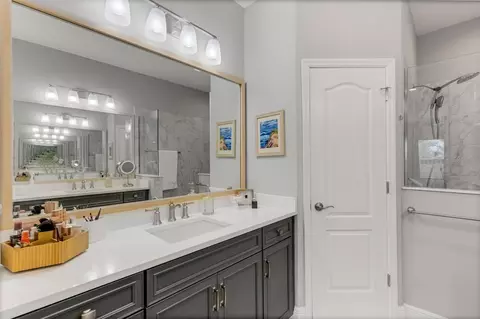 Bath - 4657 Willow Bend Ave, Parrish, FL 34219 photo 3 of 7