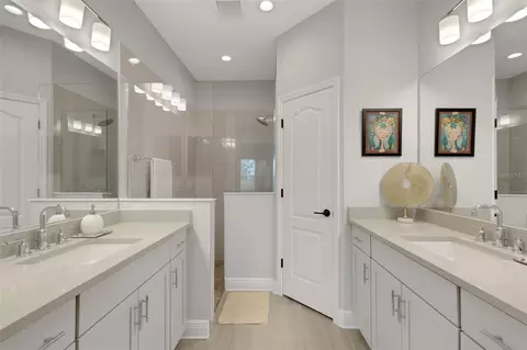 Bath - 4661 Willow Bend Ave, Parrish, FL 34219 photo 2 of 5