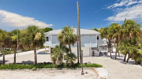 6000 N Beach Rd, Englewood, FL 34223