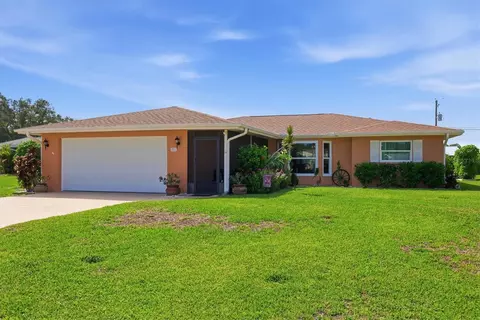 911 Gasparilla Blvd, Englewood, FL 34223