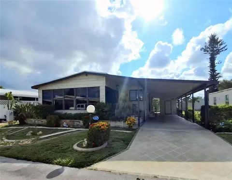 141 Rarotonga Rd, North Port, FL 34287