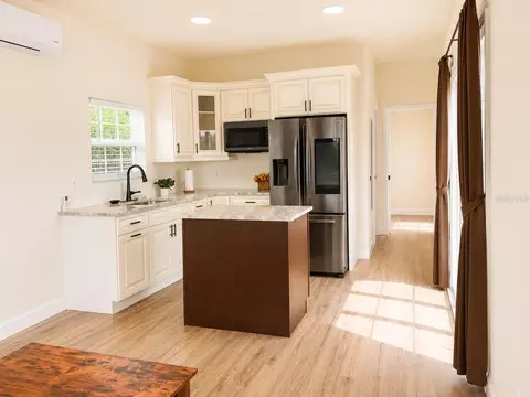 Kitchen - 9459 SE 47th Way, Webster, FL 33597 photo 1 of 2