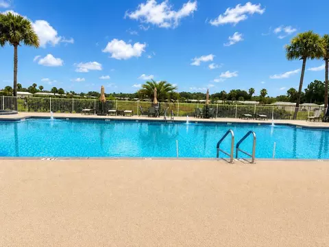Exterior - 9459 SE 47th Way, Webster, FL 33597 photo 5 of 8