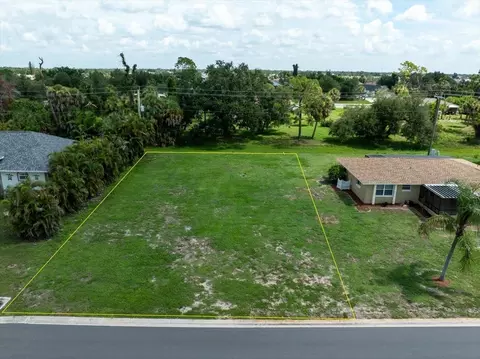 269 Annapolis Ln, Rotonda West, FL 33947