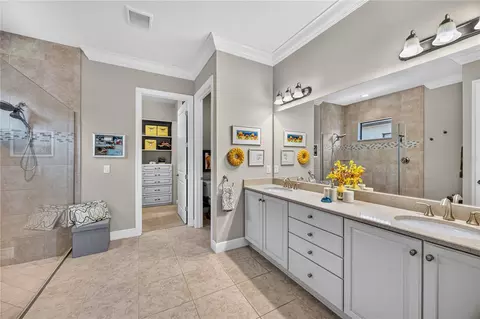Bath - 24232 Gallberry Dr, Venice, FL 34293 photo 4 of 7