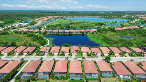 View/Area - 24232 Gallberry Dr, Venice, FL 34293 photo 5 of 16
