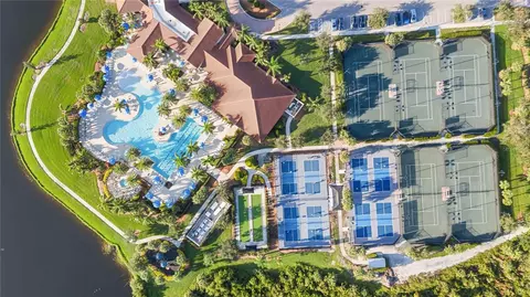 View/Area - 24232 Gallberry Dr, Venice, FL 34293 photo 9 of 16