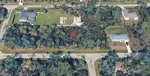 17434 York Ave, Port Charlotte, FL 33948
