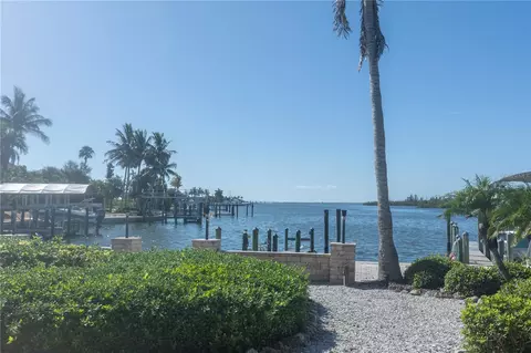 View/Area - 100 Buccaneer Bnd, Placida, FL 33946 photo 2 of 9