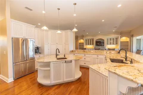 Kitchen - 100 Buccaneer Bnd, Placida, FL 33946 photo 5 of 11