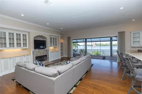 Living - 100 Buccaneer Bnd, Placida, FL 33946 photo 6 of 10