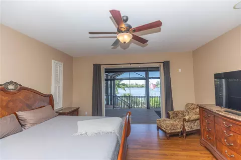 Bedroom - 100 Buccaneer Bnd, Placida, FL 33946 photo 4 of 7