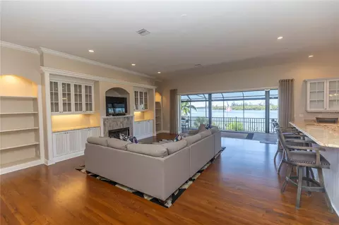 Living - 100 Buccaneer Bnd, Placida, FL 33946 photo 2 of 10