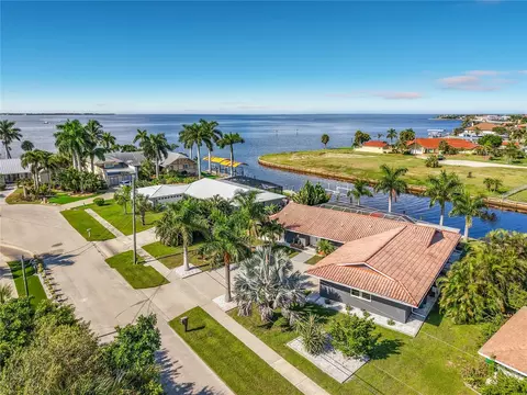 4449 Crews Ct, Port Charlotte, FL 33952