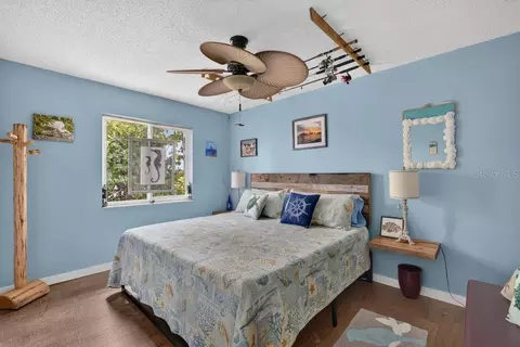 Bedroom - 9602 Doubloon Trl, Placida, FL 33946 photo 4 of 6