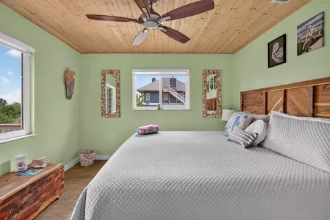 Bedroom - 9602 Doubloon Trl, Placida, FL 33946 photo 3 of 6