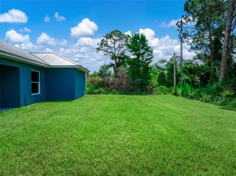 Exterior - 3921 Dauphine St, Sebring, FL 33872 photo 4 of 8