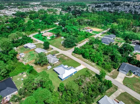 View/Area - 3921 Dauphine St, Sebring, FL 33872 photo 5 of 8