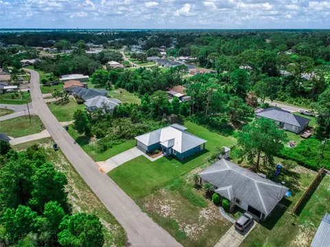 View/Area - 3921 Dauphine St, Sebring, FL 33872 photo 3 of 8