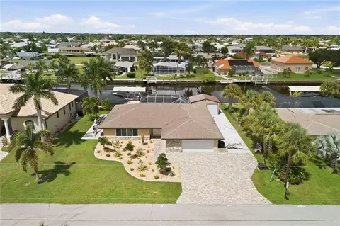 136 Sinclair St SE, Port Charlotte, FL 33952