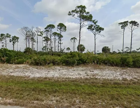 6 Stern Pl, Placida, FL 33946 photo 4