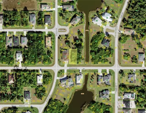 402 Albatross Rd, Rotonda West, FL 33947