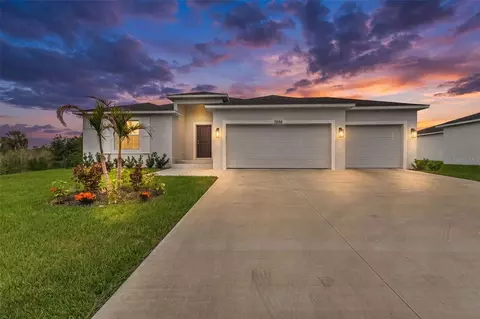 7296 Donahue St, Port Charlotte, FL 33981