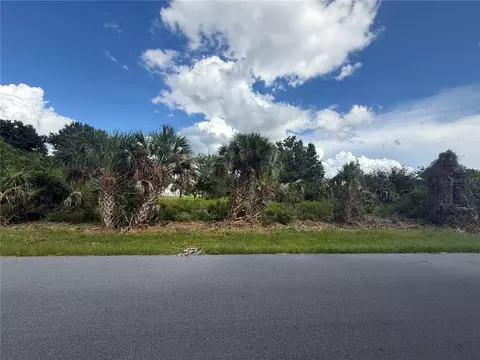 6192 Lomax St, Englewood, FL 34224