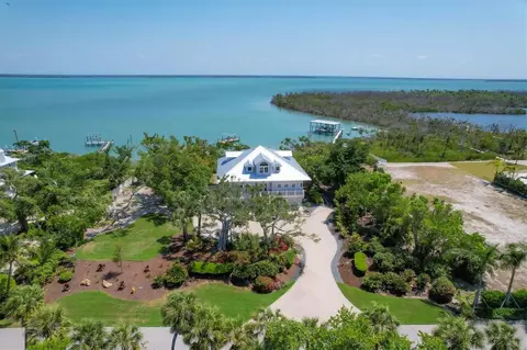 View/Area - 19 Grouper Hole Dr, Boca Grande, FL 33921 photo 3 of 4