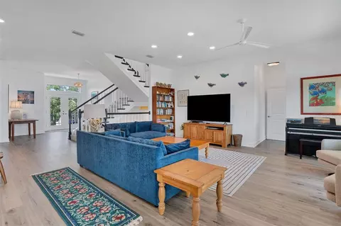 Living - 19 Grouper Hole Dr, Boca Grande, FL 33921 photo 1 of 3