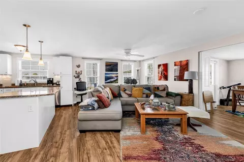 Living - 821 Bogie, Venice, FL 34285 photo 5 of 6