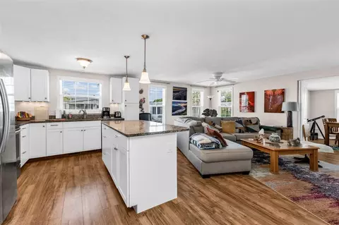 Kitchen - 821 Bogie, Venice, FL 34285 photo 1 of 6