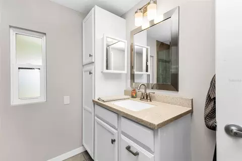 Bath - 821 Bogie, Venice, FL 34285 photo 1 of 4