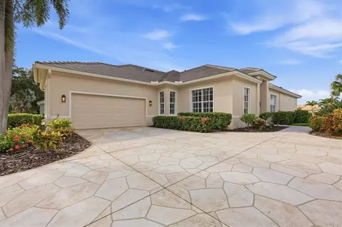 2755 Myakka Creek Ct, Port Charlotte, FL 33953