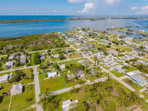 1954 Kentucky Ave, Englewood, FL 34224