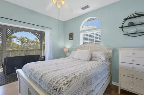 Bedroom - 310 Kettle Harbor Dr, Placida, FL 33946 photo 5 of 8