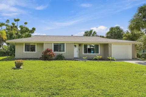 18663 Kerrville Cir, Port Charlotte, FL 33948