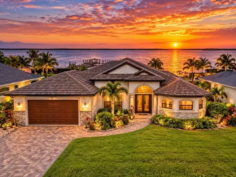 9614 Shelburne Cir, Port Charlotte, FL 33981