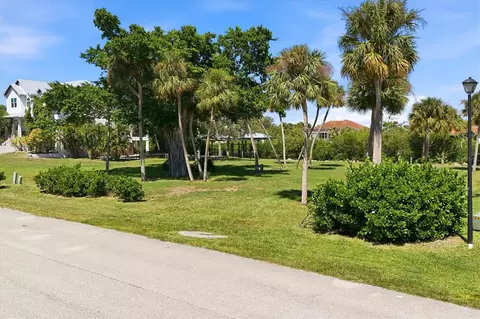 10060 Creekside Dr, Placida, FL 33946 photo 13